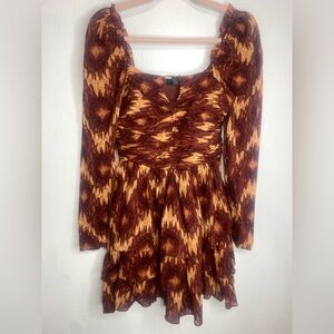 HOUSE OF HARLOW Brown and Gold Patterned Dress